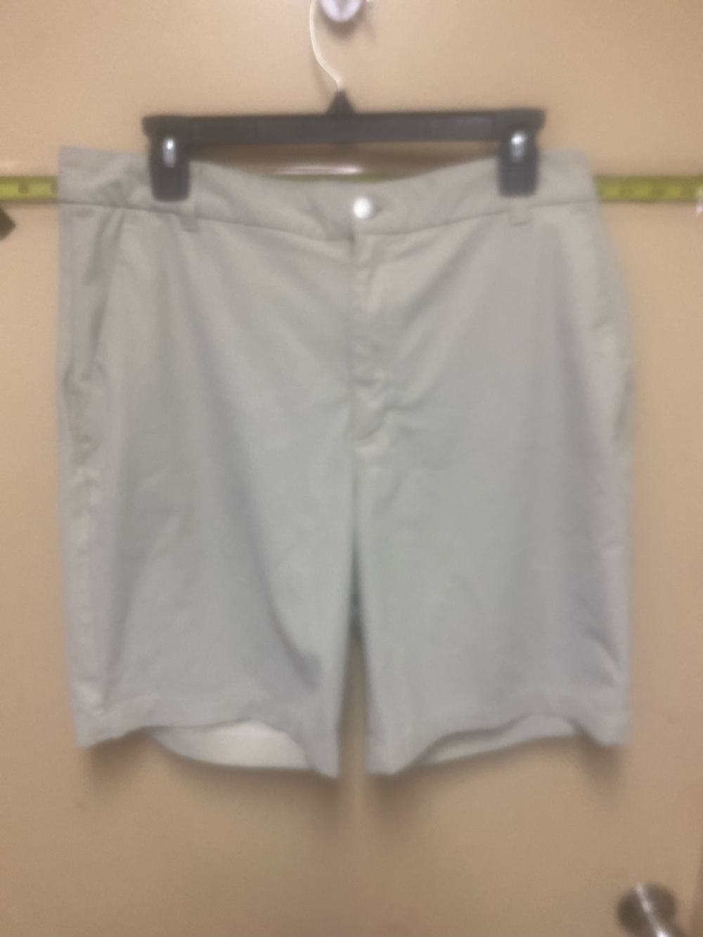 Men's Flat Front Shorts in Light Khaki - Classic Everyday Style